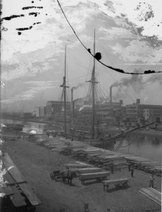 Lumber-Schoner auf dem Chicago River, Chicago, Illinois, USA von Barnes and Crosby