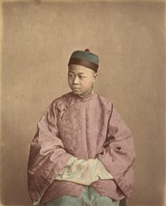 [Junger chinesischer Gentleman]