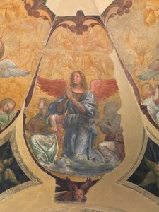 Betender Engel zwischen zwei knienden Musikern und Cherubim von Bernardino Luini