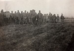 Album des Ersten Weltkriegs in Friaul-Julisch Venetien: Soldaten der 112.mo Infanterie von Bourbon Del Monte