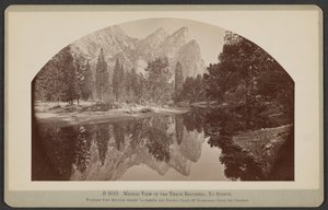 Spiegelansicht der Drei Brüder, Yosemite von Carleton Watkins