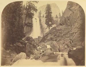 [Piwayac - Vernal Fall - 300 ft. Yo Semite] von Carleton Watkins