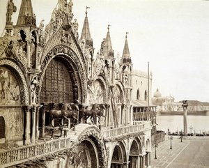 Die Pferde der Basilika San Marco in Venedig - Fotografie von C. Naya