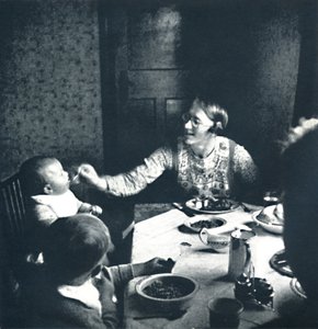 Ein schönes heißes Abendessen, 1941