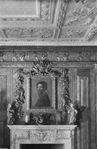 Im Stil von Grinling Gibbons