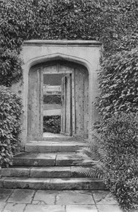 Der Garteneingang von Charles Latham