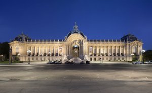 Fassade des Petit Palais in Paris