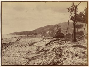 Plage de Golfe-Juan in Richtung Cap de la Croisette von Charles Nègre
