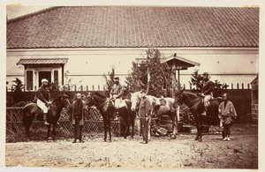 Militärisches Gruppenporträt mit Pferden von Charles Parker