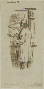 Mann bei der Ausstellung