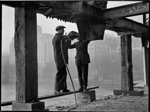 Abriss der Waterloo-Brücke, Lambeth, Greater London Authority, 1936 von Charles William Prickett