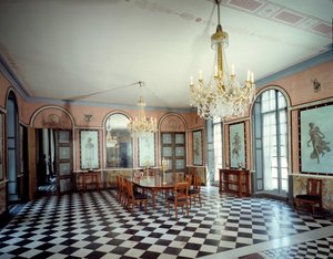 Ansicht des Speisesaals des Schlosses Malmaison, Residenz von Kaiser Napoleon I (1769-1821), dekoriert von Charles Percier (1764-1838) und Pierre Francois Leonard Fontaine (1762-1853) 1800 Rueil Malmaison, Musée du Château von Charles and Fontaine Pierre Percier