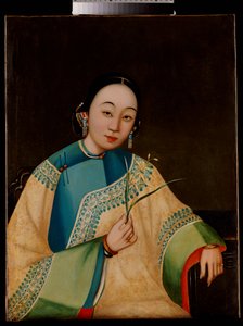 Porträt einer Hofdame, sitzend, Halbfigur, in einem bestickten Gewand, eine Blume haltend, Mitte 19. Jahrhundert