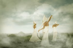Ätherische Nebelfrauen