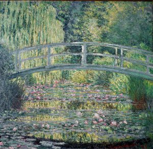 Die Fußbrücke und der Seerosenteich
