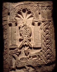 Koptische Zivilisation: Wandfragment von Hochreliefs mit Fisch (christliches Symbol). 6. oder 7. Jahrhundert n. Chr. Luxor, Ägyptisches Kunstmuseum von Coptic Coptic