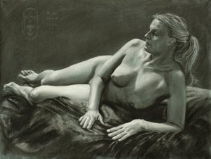 Nachdenkliche nackte Figur