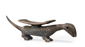 Zoomorphischer Sitz, Ulimi Bia, Elfenbeinküste von Culture Baule