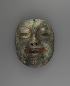 Anhänger in Form einer Maske