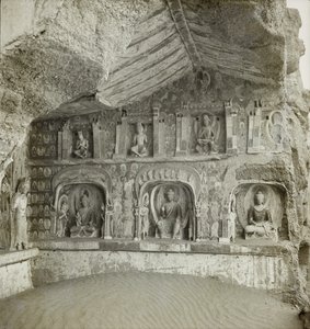 Statuen von Buddhas und Bodhisattvas, Höhle 259, Nordwand, Dunhuang-Höhlen, China