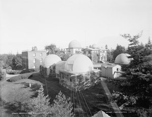 Observatorium, Harvard College, ca. 1900 (s/w Foto) von Detroit Publishing Co.