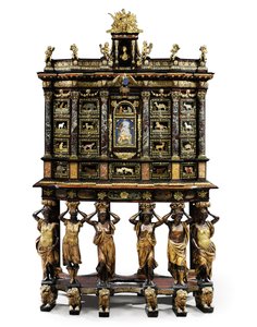 Louis XIV Kabinett auf Ständer (vergoldete Bronze, Pietra Dura, Schildpatt, Esche, ebonisiert & teilvergoldet) von Domenico and Gobelins workshop (attr. to) Cucci