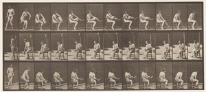 Tafel 418. Toilette, Sitzen und Strümpfe anziehen, 1872-1885 von Eadweard Muybridge