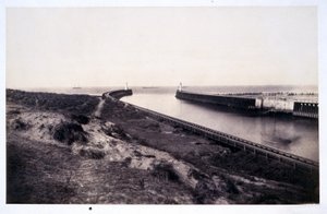 Eingang zum Hafen, Boulogne von Édouard Baldus