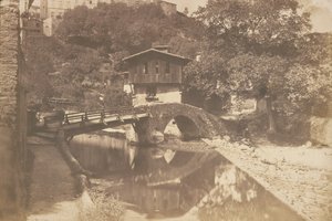 [Landschaft mit Bach, Stein- und Holzbrücke] von Édouard Baldus
