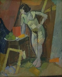 Stehender weiblicher Akt