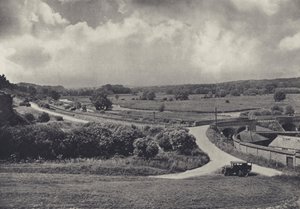 Das Test Valley von Chilbolton Down (s/w Foto) von Edward Alfred Barton