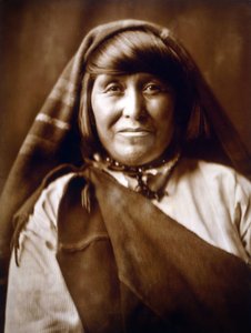 Eine Acoma-Frau, ca. 1904, Foto von Edward S. Curtis