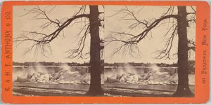 American Falls und Eishügel