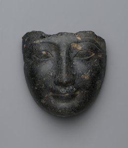 Gesicht von einem Sarkophagdeckel, in Luxor gekauft, Neues Reich