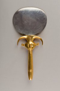 Spiegel mit Griff in Form eines Hathor-Emblems, ca. 1479-1425 v. Chr. (Silber, Holz und Gold)