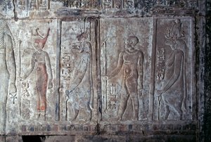 Relief mit Neith, Opet, Hor Hijen und Hirent, Totentempel von Hatschepsut, Deir el-Bahari, Thebanische Nekropole (UNESCO-Welterbeliste) von Egyptian 18th Dynasty