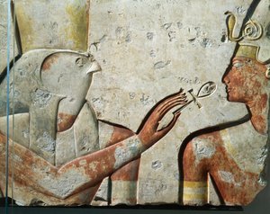 Falkengott Horus und Ramses II während der Mundöffnungszeremonie, Basrelief, aus dem kleinen Tempel von Pharao in Abydos von Egyptian 19th Dynasty