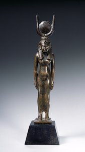 Statue der Isis