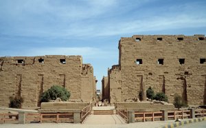 Ägyptische Antike: Blick auf den Tempel von Karnak. Ägypten