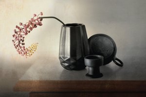 Rosa Beeren Keramik Stillleben