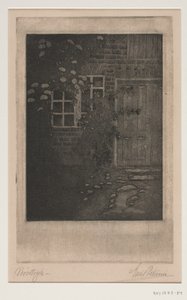 Hausmutter mit Blumen