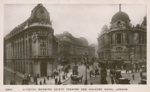 Aldwych mit Gaiety Theatre und Waldorf Hotel von English Photographer