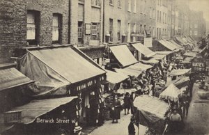 Berwick Street, W von English Photographer