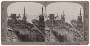Flotte von mörderischen U-Booten, die größte Bedrohung, der unser Reich je gegenüberstand, kapituliert in Harwich, November 1918 von English Photographer