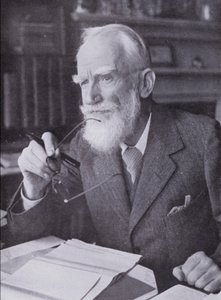 George Bernard Shaw (Schwarz-Weiß-Foto)
