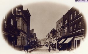 Godalming High Street, Surrey, um 1900 von English Photographer