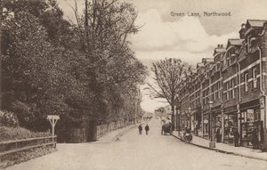 Green Lane, Northwood, nahe London (s/w Foto) von English Photographer