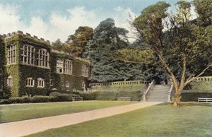 Haddon Hall und Stufen