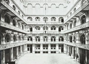 Hop Exchange: Osthalle Innenansicht, Southwark Street, London, 1890 von English Photographer