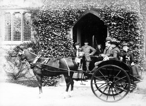 Pferde- und Kutschenfahrt, um 1890